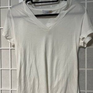 NWT C&C California White V Neck Short Sleeve Tee Size Large